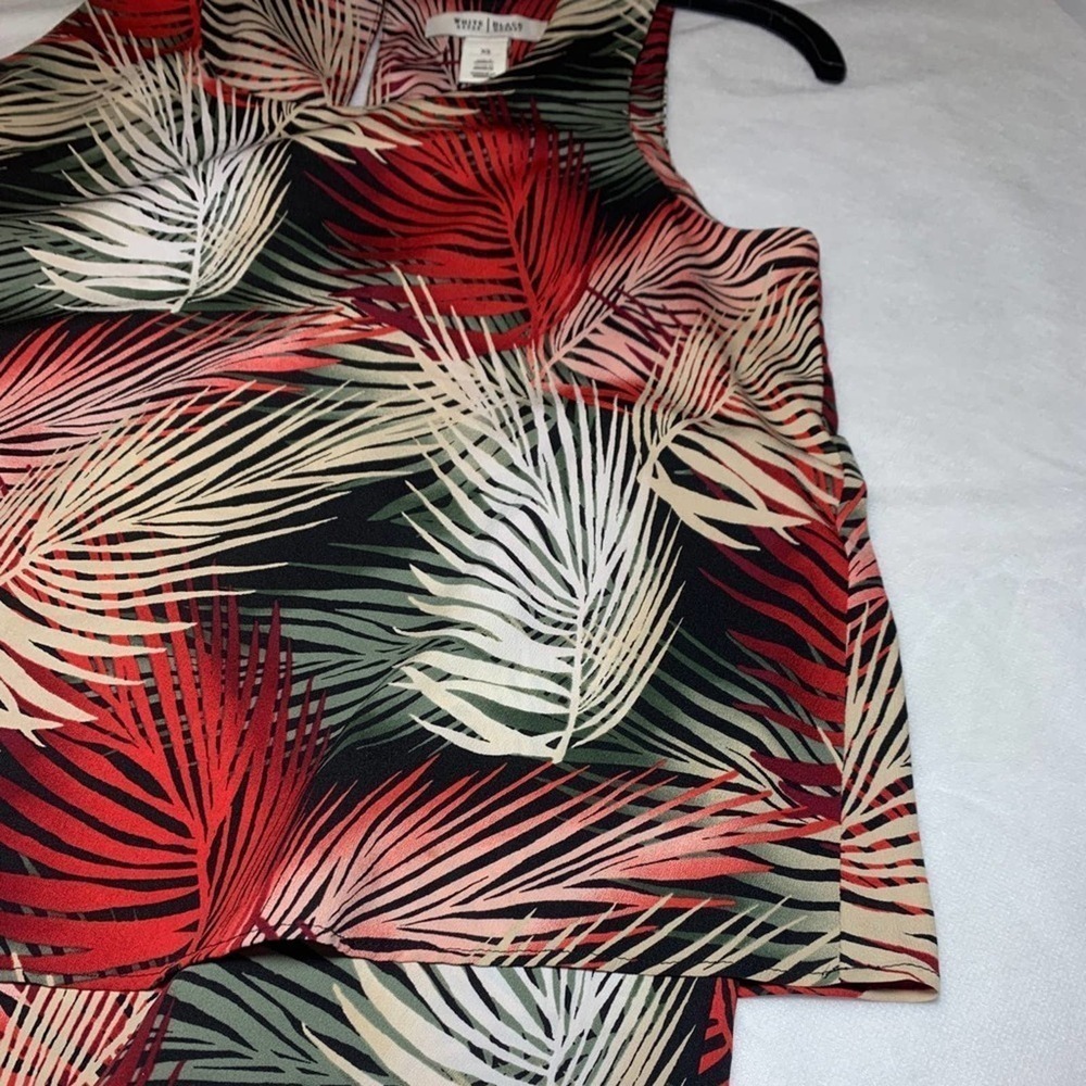 White House Black Market Foliage Print Blouse XS - Picture 8 of 8
